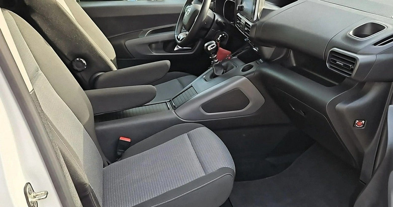 Toyota Proace City Verso cena 99900 przebieg: 38343, rok produkcji 2021 z Błonie małe 326
